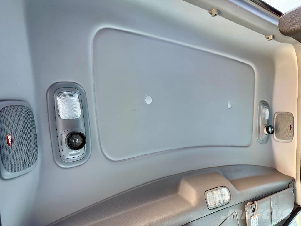 Peterbilt 389 PRIDE Vilcēji