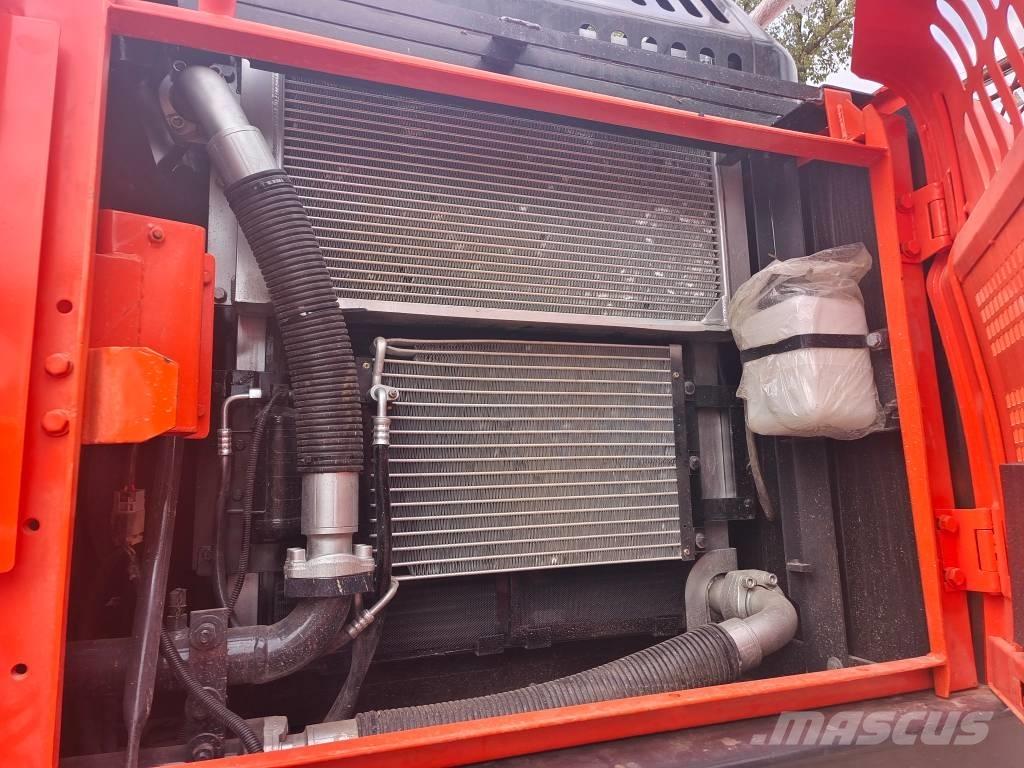 Doosan DX 225 LC-9C Ekskavatori tālās sniedzamības darbiem