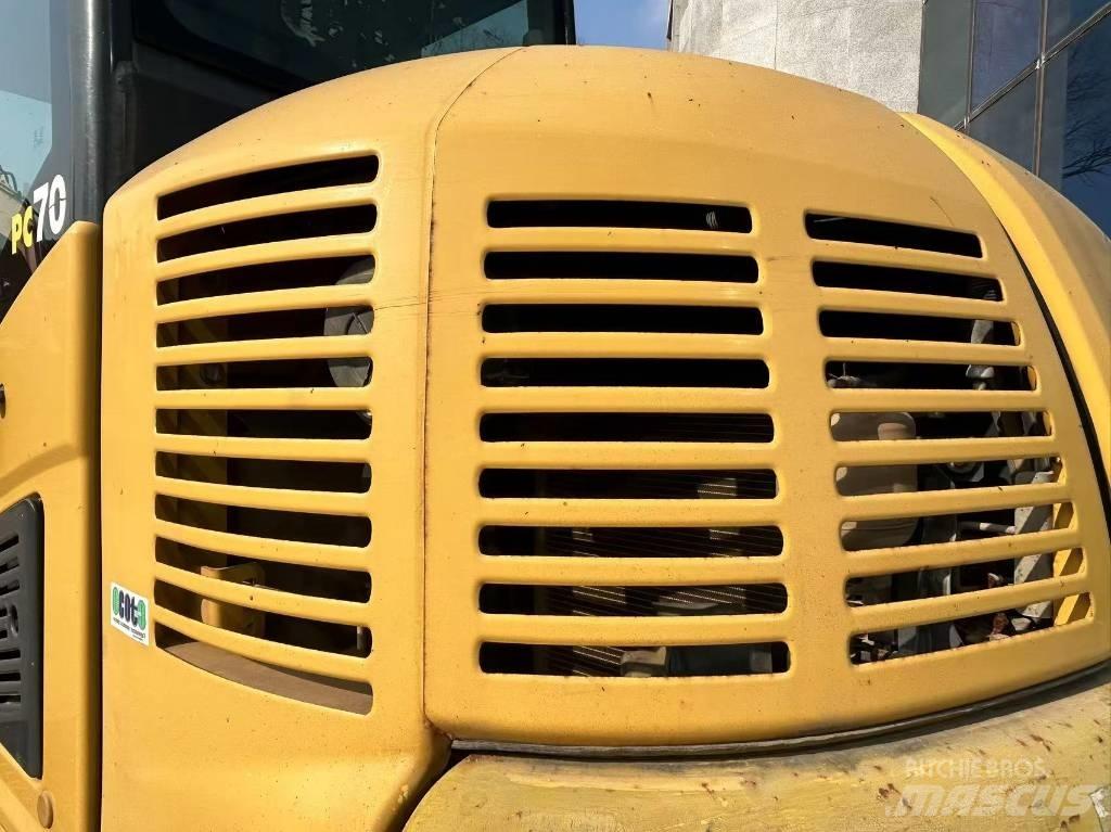 Komatsu PC70 Kāpurķēžu ekskavatori