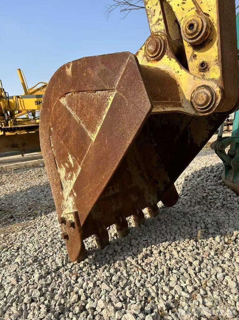 Komatsu PC70 Kāpurķēžu ekskavatori