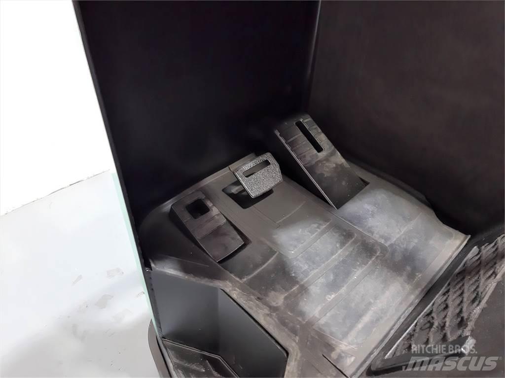 Mitsubishi RB16NH Lielaugstuma pārvadātājs