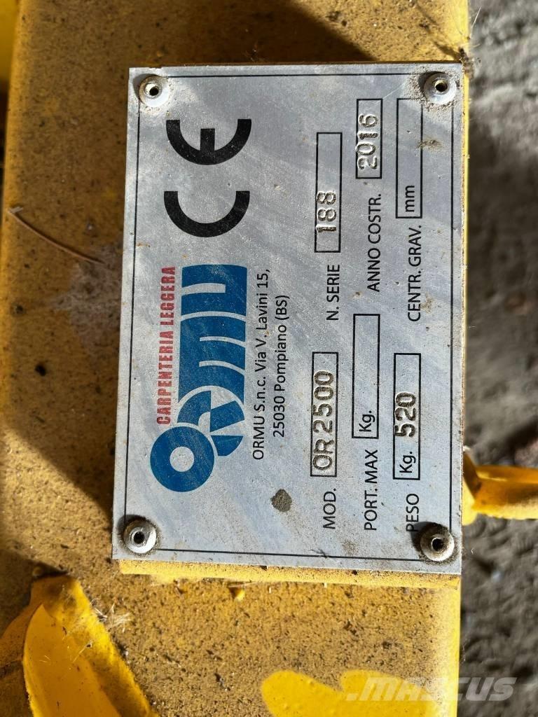  ORMU LAMA NEVE 2500 Sniega naži un tīrītāji