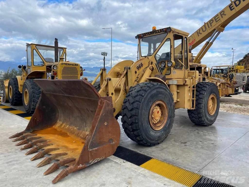 CAT 966 C Iekrāvēji uz riteņiem