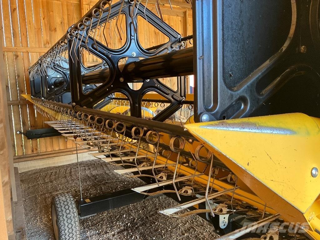 New Holland Tc 5.70 Ražas novākšanas kombaini