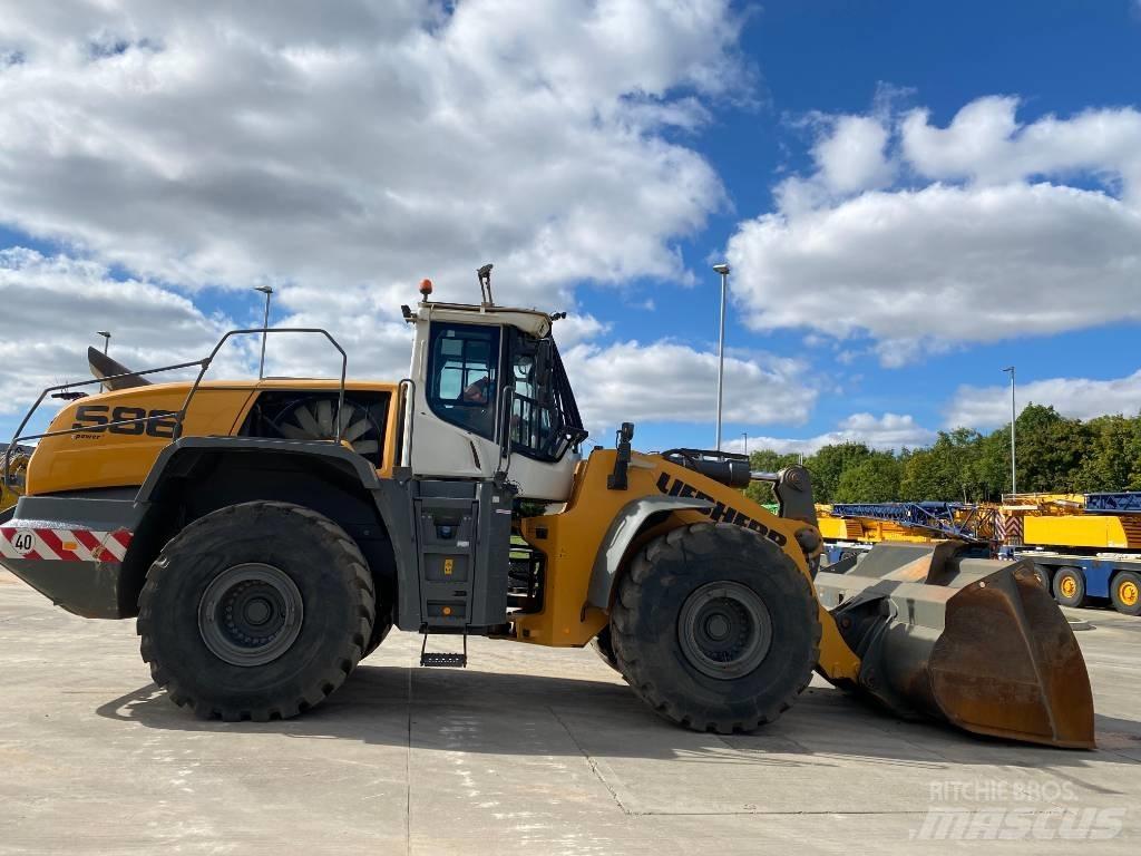 Liebherr L 586 Iekrāvēji uz riteņiem