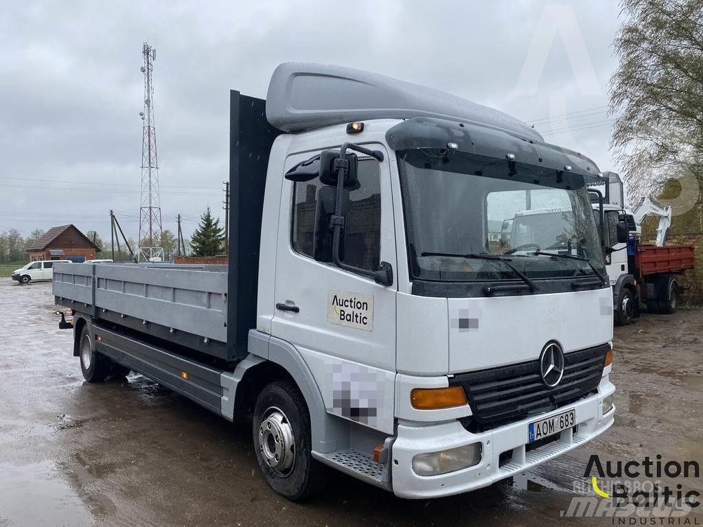 Mercedes-Benz 815 Platformas/izkraušana no sāniem