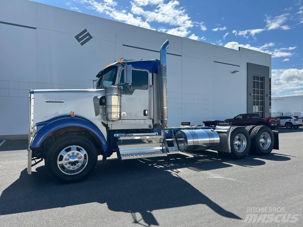 Kenworth W 900 Vilcēji