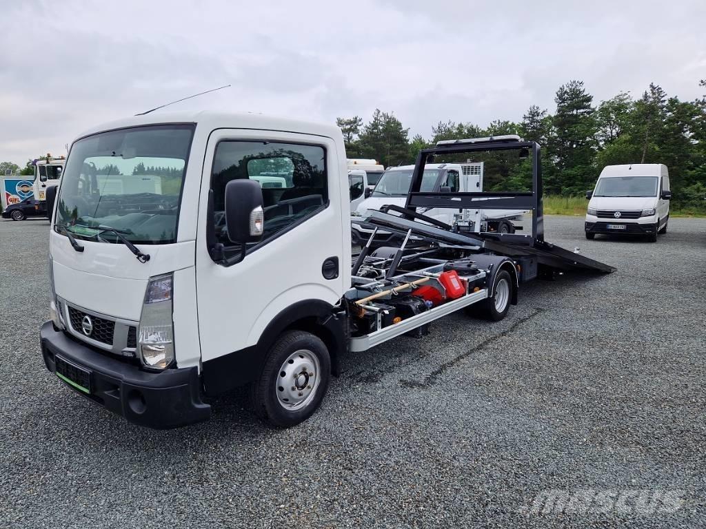 Nissan 35.13 Preču pārvadāšanas furgoni