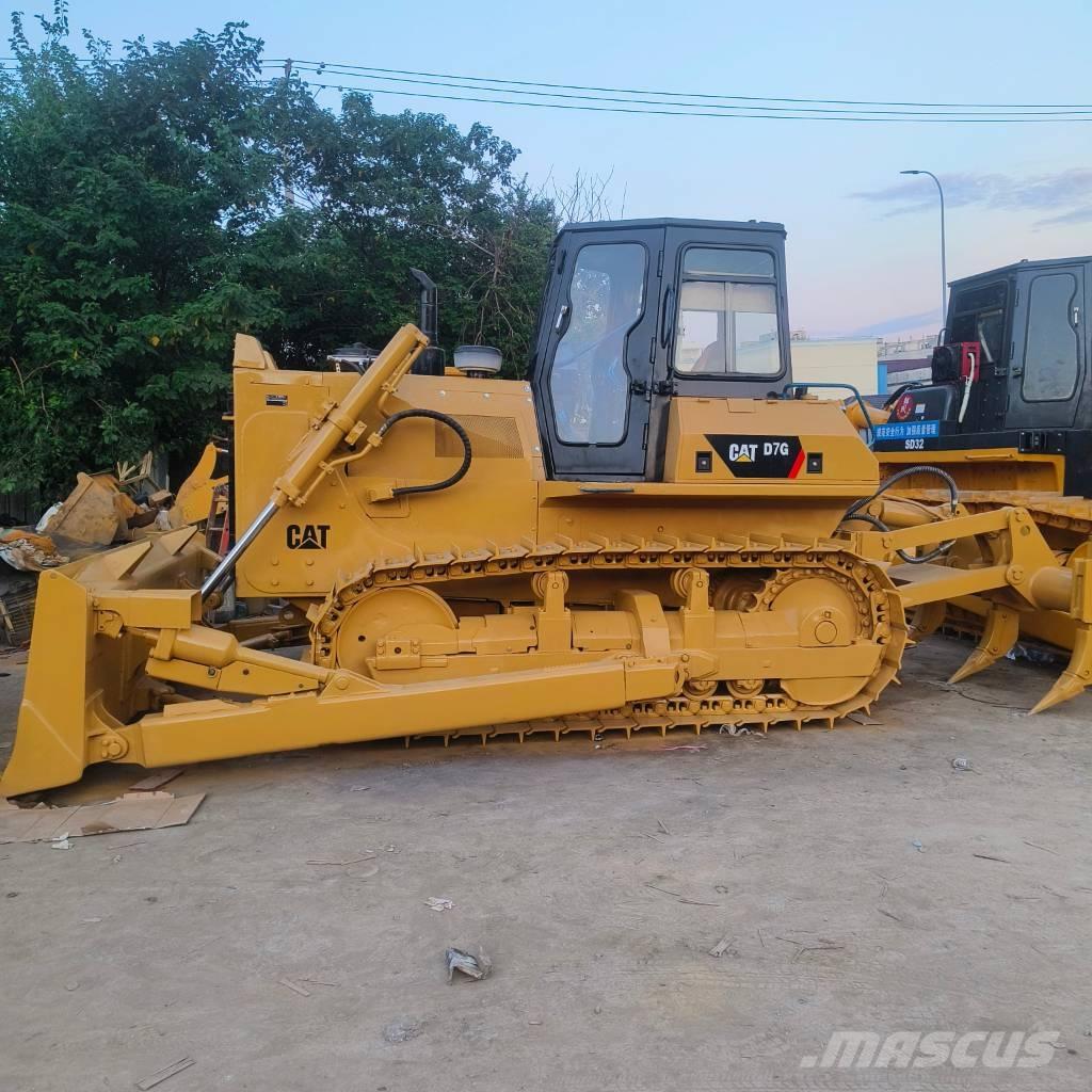 CAT D 7 G Kāpurķēžu buldozeri