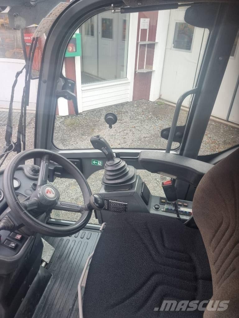 Weidemann 2070 CX80 Iekrāvēji uz riteņiem