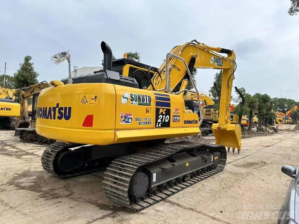 Komatsu PC 200-8 Kāpurķēžu ekskavatori