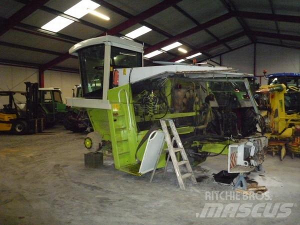 CLAAS 800 series Siena un lopbarības novākšanas mašīnu piederumi