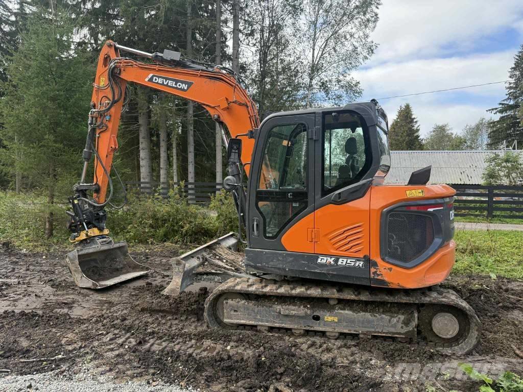 Develon DX 85 R-7 Vidēja lieluma ekskavatori 7 t - 12 t