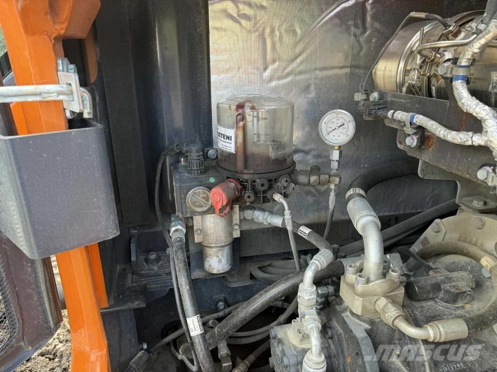 Develon DX 85 R-7 Vidēja lieluma ekskavatori 7 t - 12 t