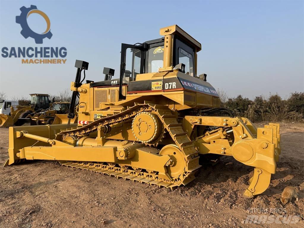 CAT D 7 R Kāpurķēžu buldozeri