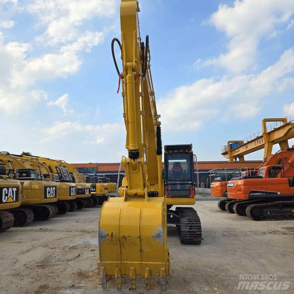 Komatsu PC 200-8 Kāpurķēžu ekskavatori