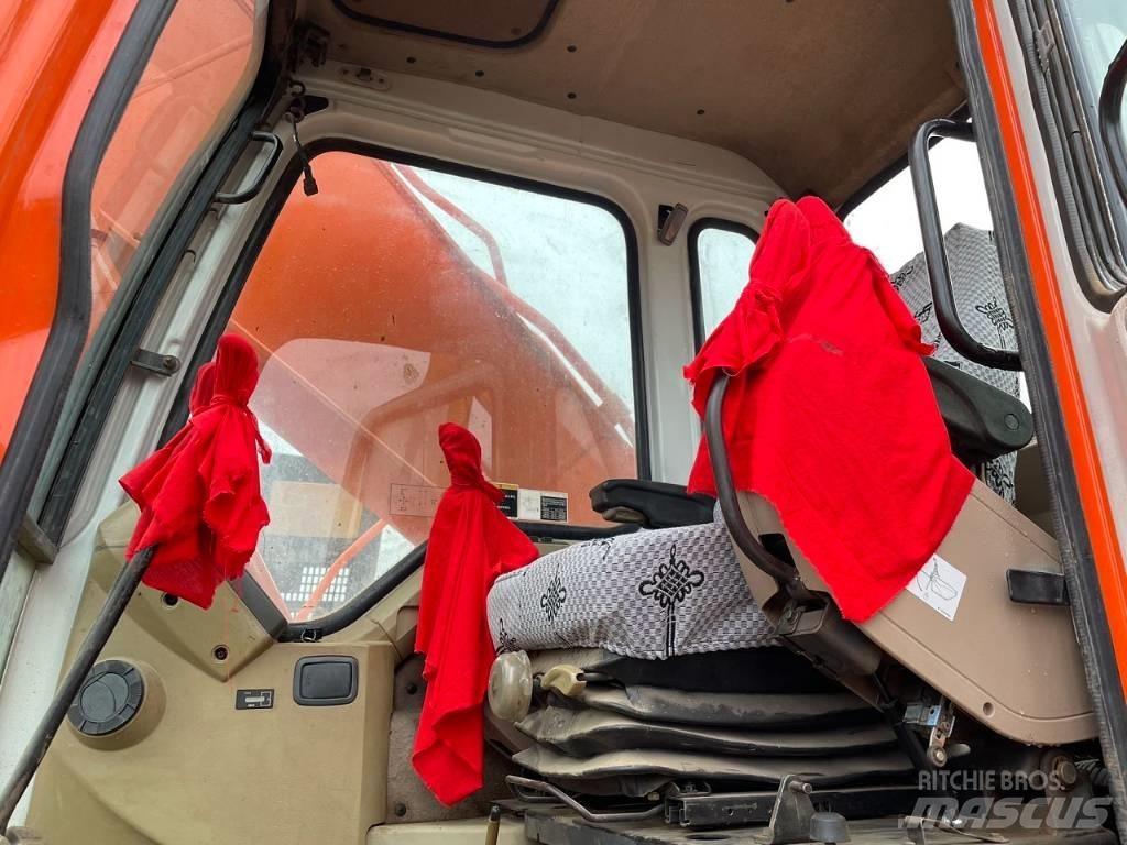 Doosan DH 220 Kāpurķēžu ekskavatori