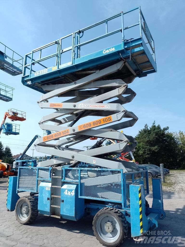 Genie 5390 Šķerveida pacēlāji