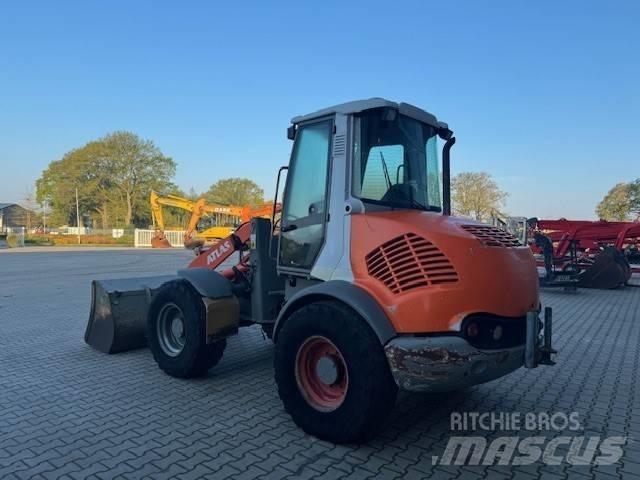 Atlas AR 80 Iekrāvēji uz riteņiem