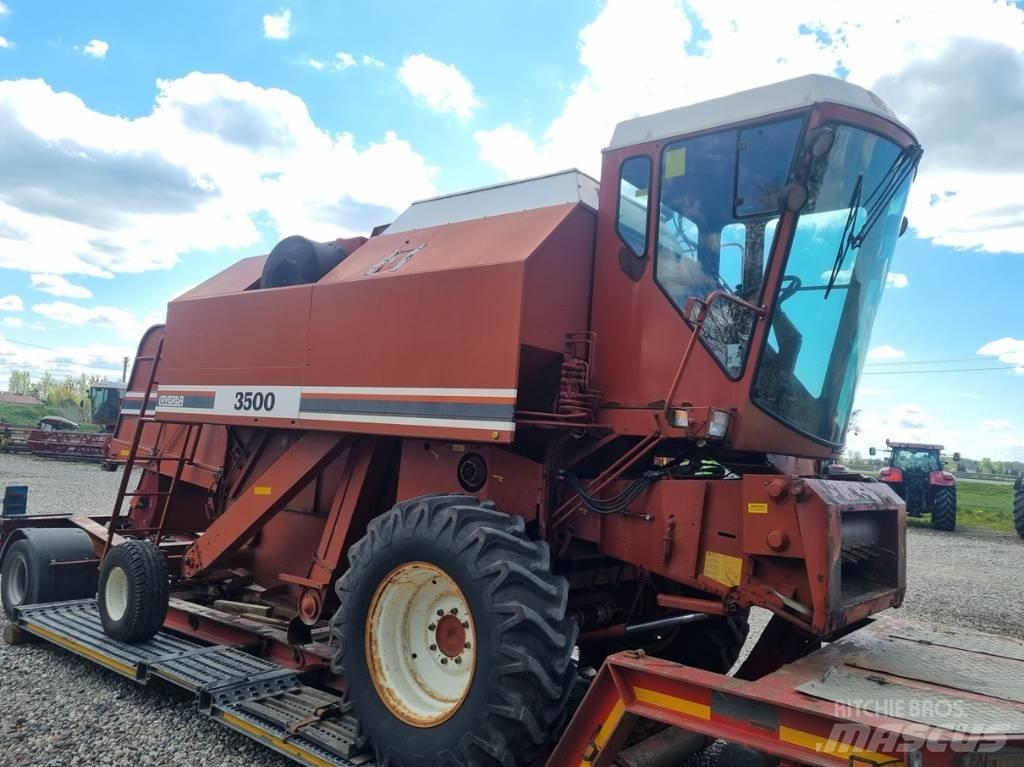Laverda 3500 Ražas novākšanas kombaini
