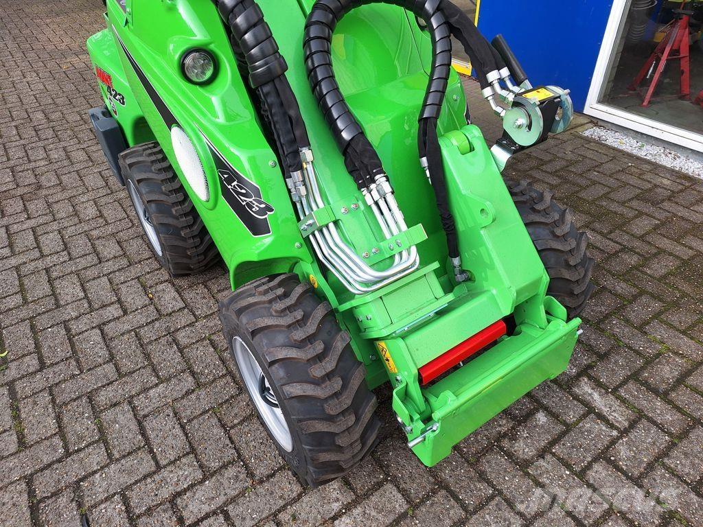 Avant 423 TDL Īpašie ekskavatori