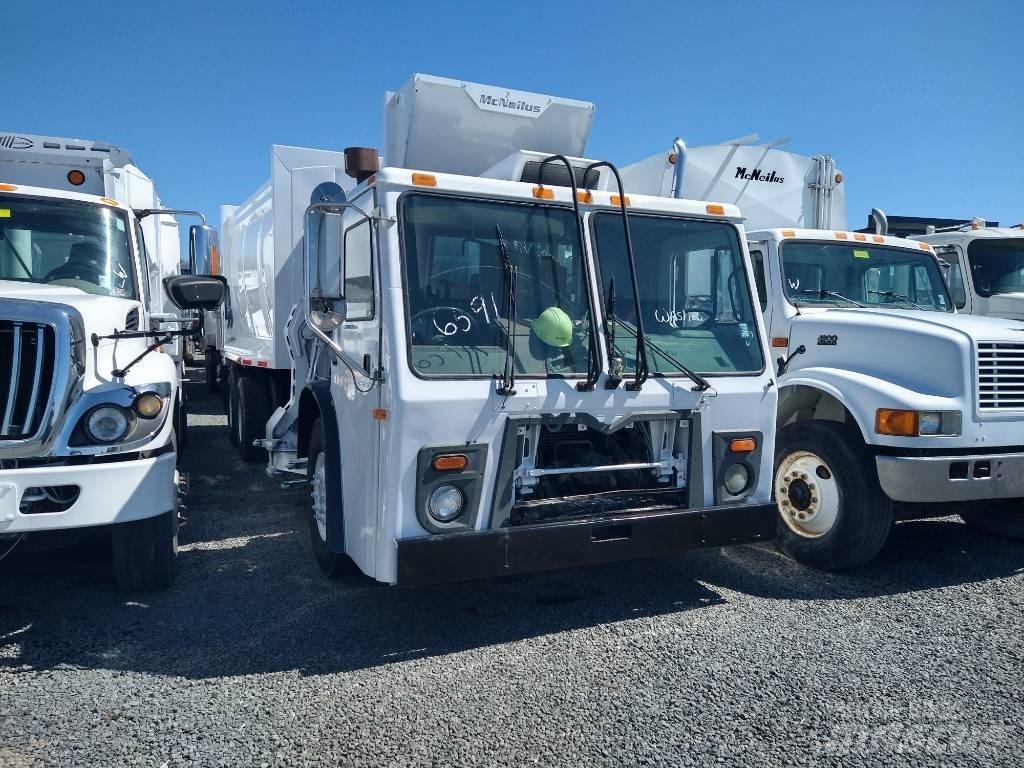 Mack LEU613 Atkritumu izvešanas transports