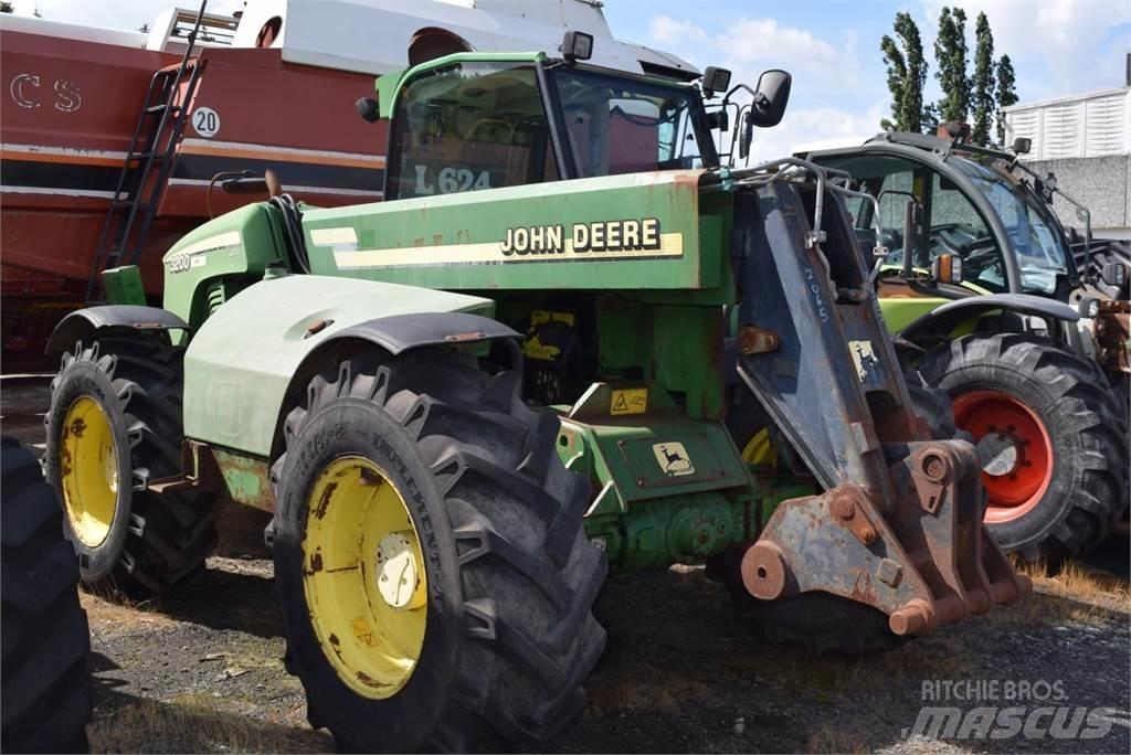 John Deere 3200 Teleskopiskie pacēlāji