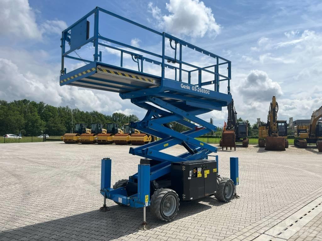 Genie GS 2669 DC Šķerveida pacēlāji