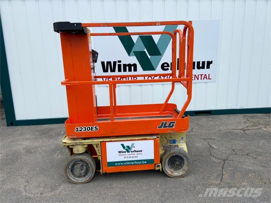 JLG 1230 ES (10150) Šķerveida pacēlāji