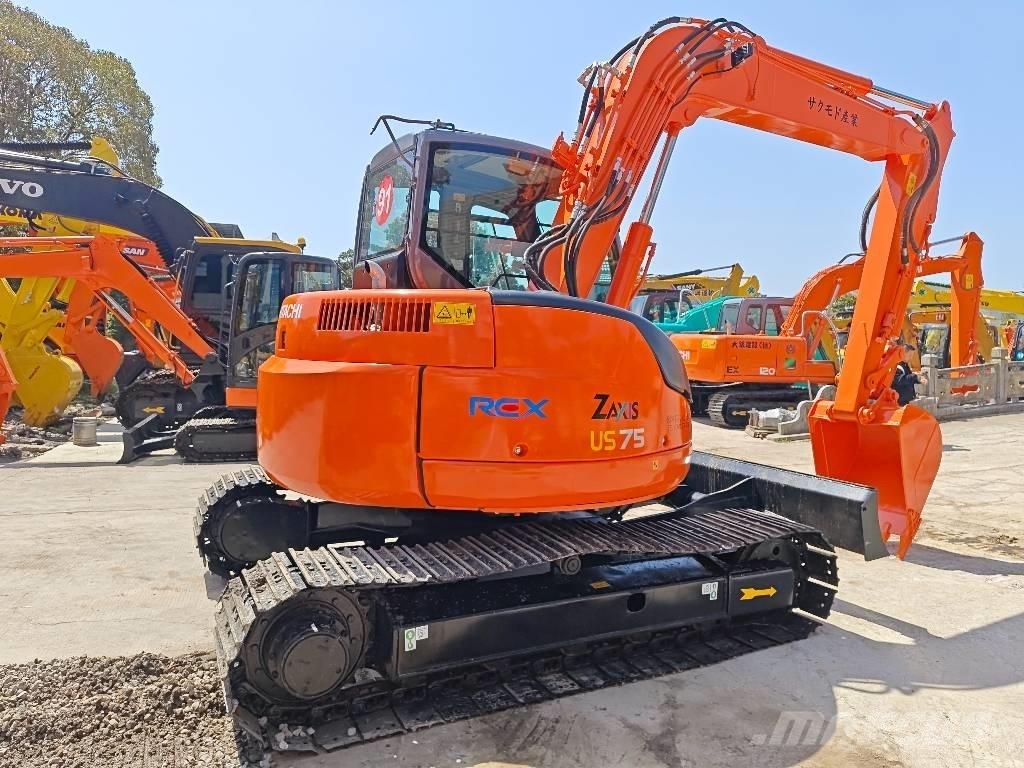 Hitachi ZX 75 US Vidēja lieluma ekskavatori 7 t - 12 t