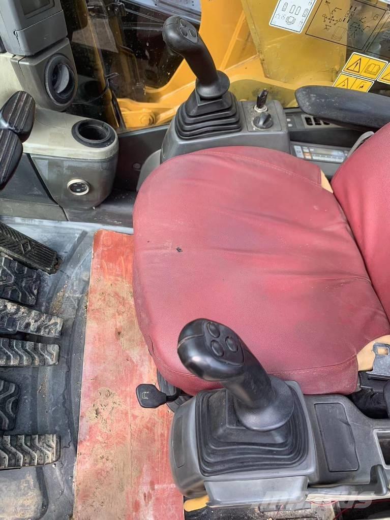 CAT 315 D L Kāpurķēžu ekskavatori