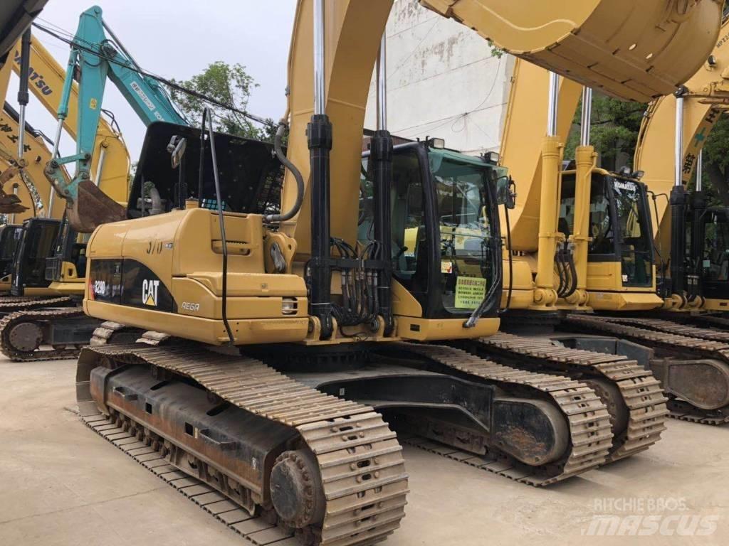 CAT 329 Kāpurķēžu ekskavatori