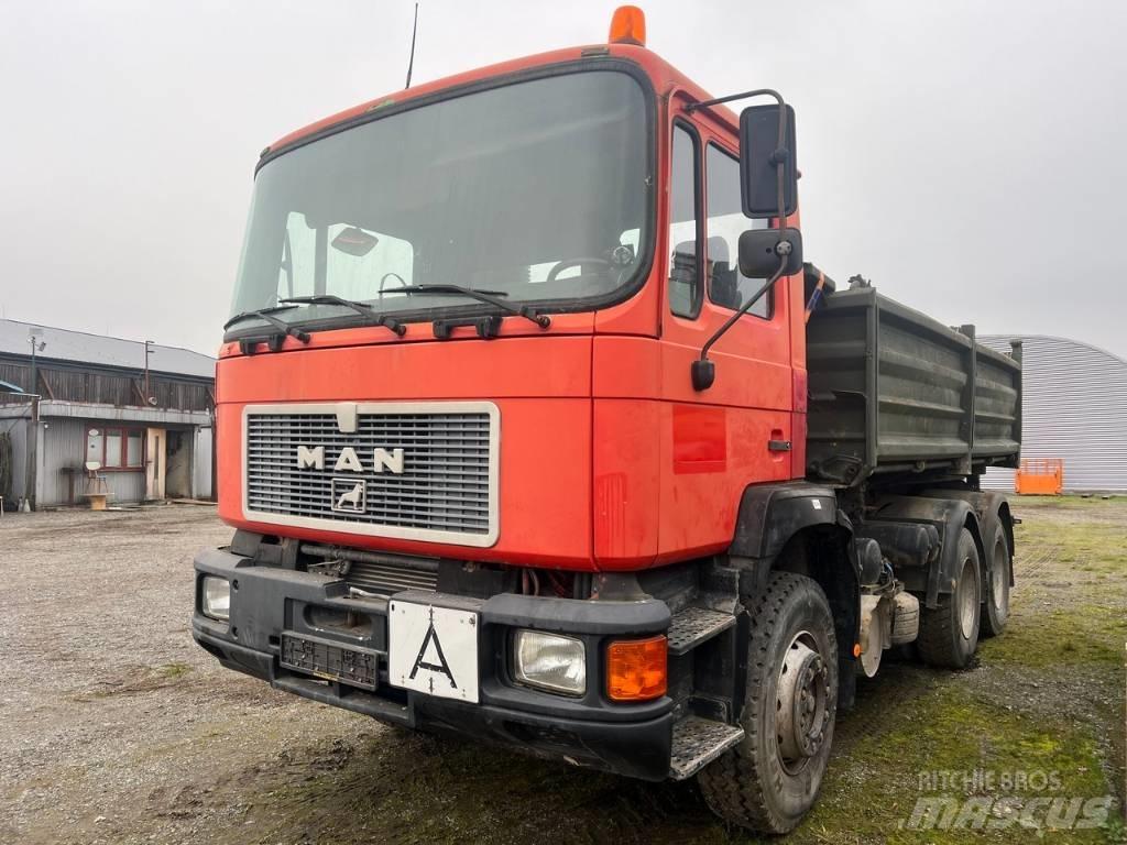 MAN F 08 Pašizgāzējs