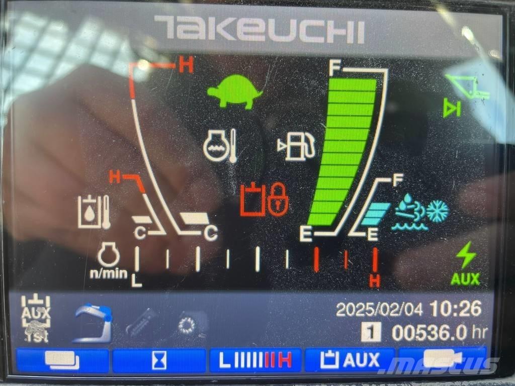 Takeuchi TL12 V2 Lietoti riteņu kompaktiekrāvēji