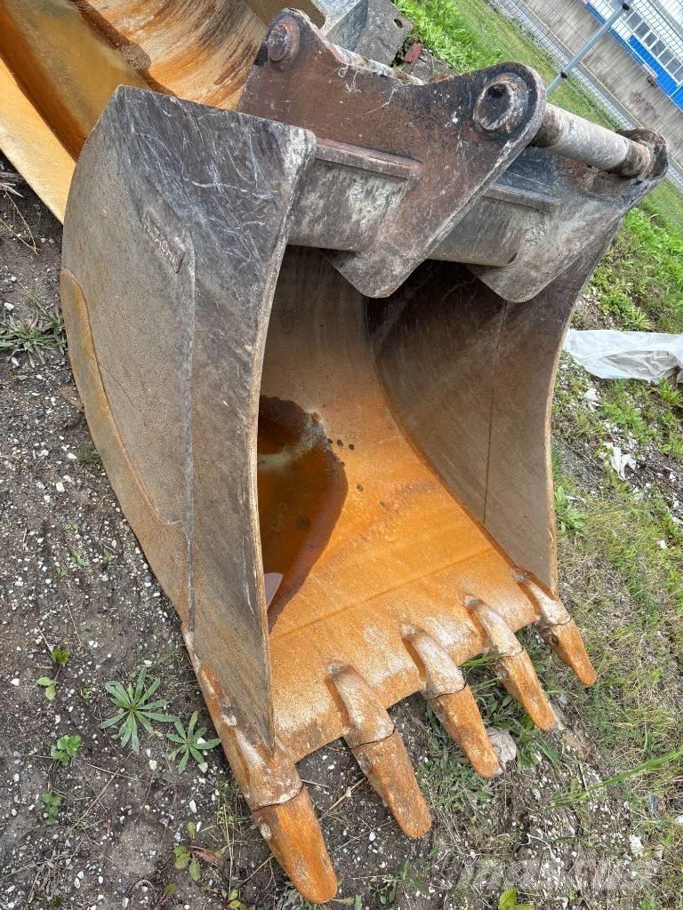 Hitachi ZX300LC-7 Kāpurķēžu ekskavatori