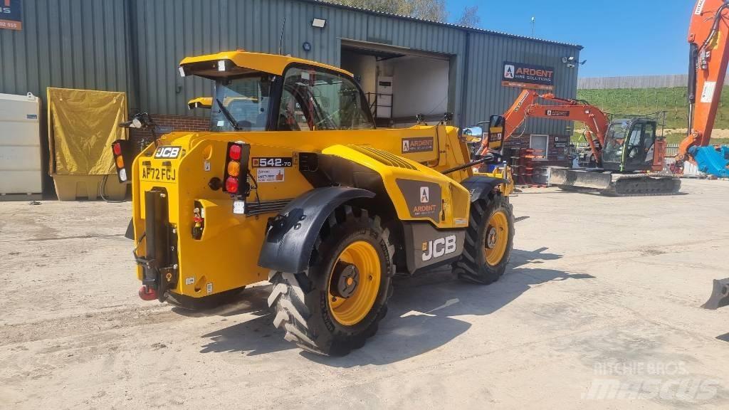 JCB 541-70 Agri Xtra Lauksaimniecības pacēlāji