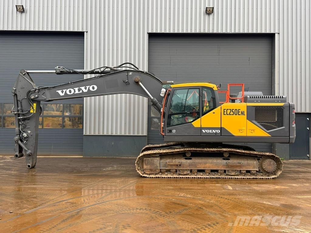 Volvo EC250ENL Kāpurķēžu ekskavatori