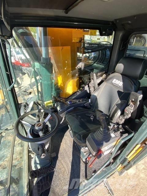 Hyundai HW 180 Ekskavatori uz riteņiem