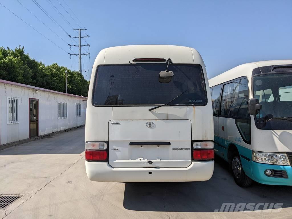 Toyota Coaster Bus Mikroautobusi