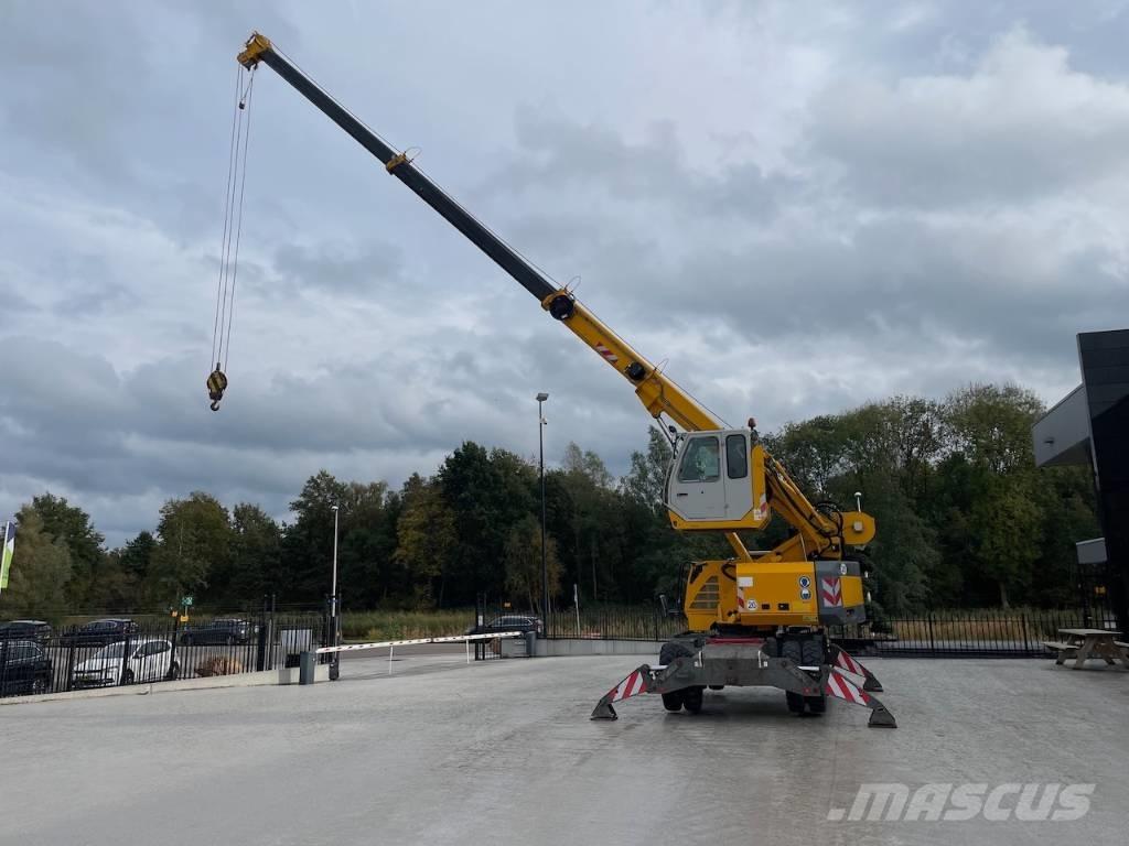 Sennebogen 613 M Visurgājēji celtņi