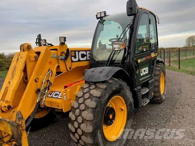 JCB 538-60 Lauksaimniecības pacēlāji