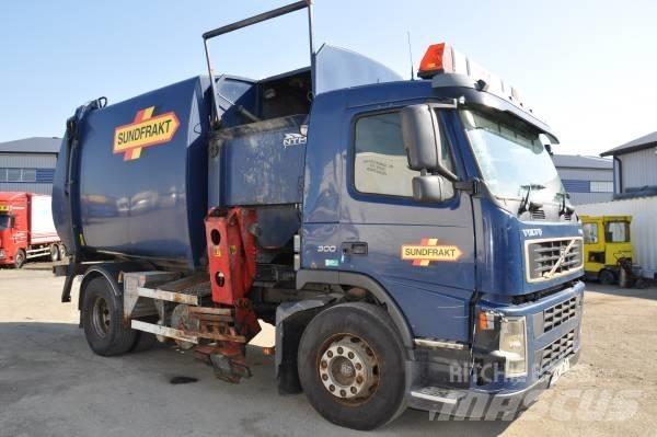 Volvo FM9 4X2 300 Atkritumu izvešanas transports