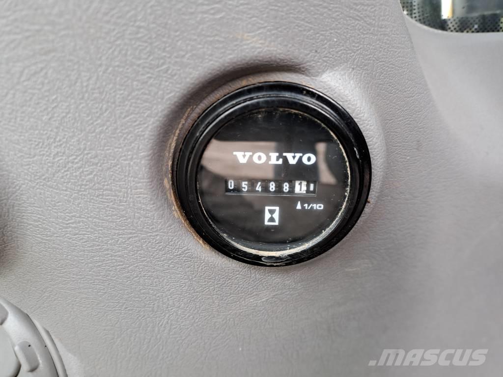 Volvo EC 140 EL Kāpurķēžu ekskavatori