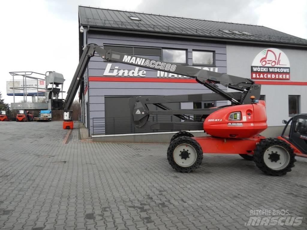 Manitou 200 ATJ Strēles pacēlāji