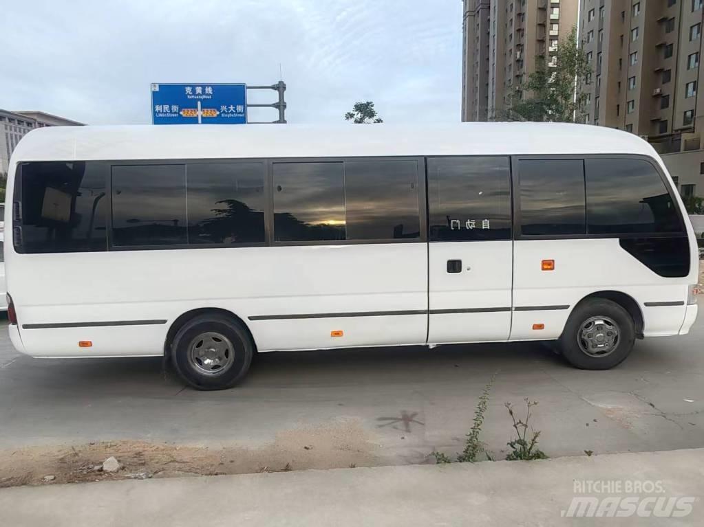 Toyota Coaster Starppilsētu autobusi