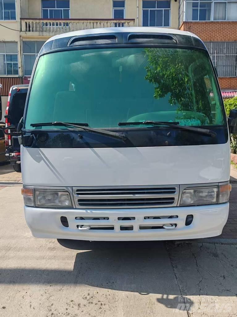 Toyota Coaster Starppilsētu autobusi