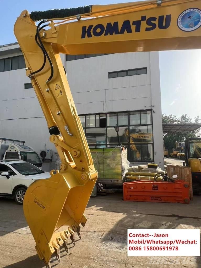 Komatsu PC 220-8 Kāpurķēžu ekskavatori