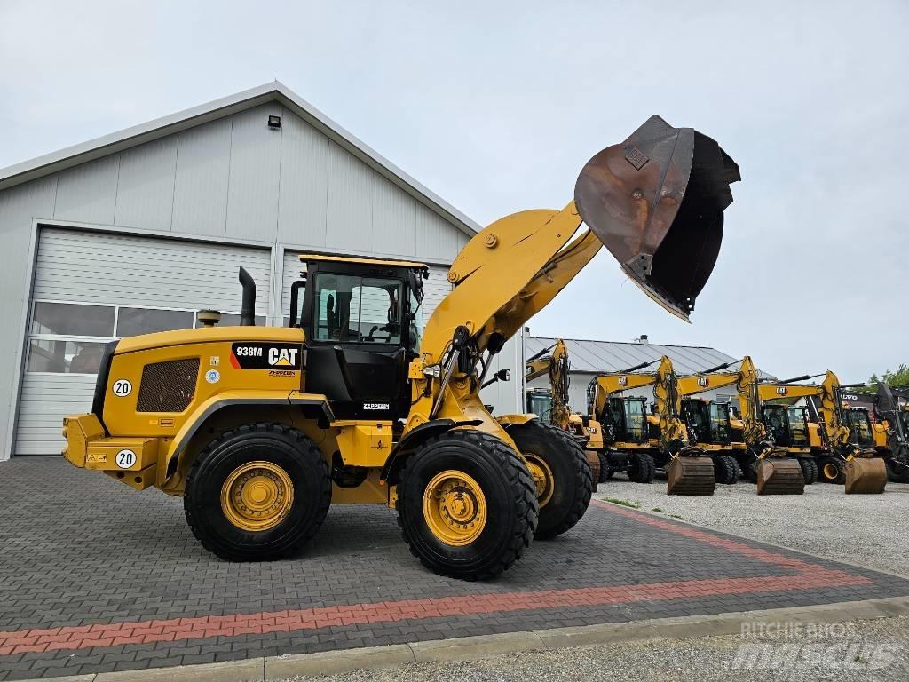 CAT 938 M Iekrāvēji uz riteņiem