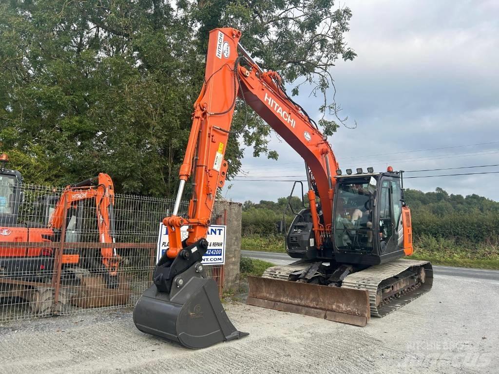 Hitachi ZX 135 US-6 Kāpurķēžu ekskavatori