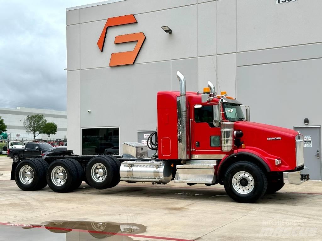 Kenworth T 800 Vilcēji